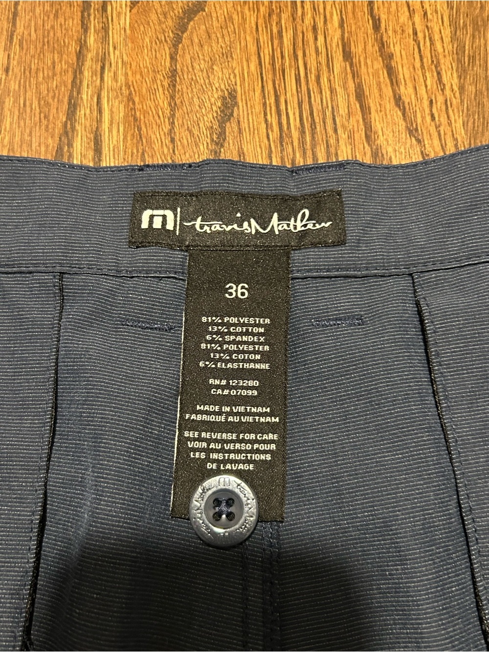 Travis Mathew Navy Performance Golf Shorts Men’s 36 - Picture 3 of 6